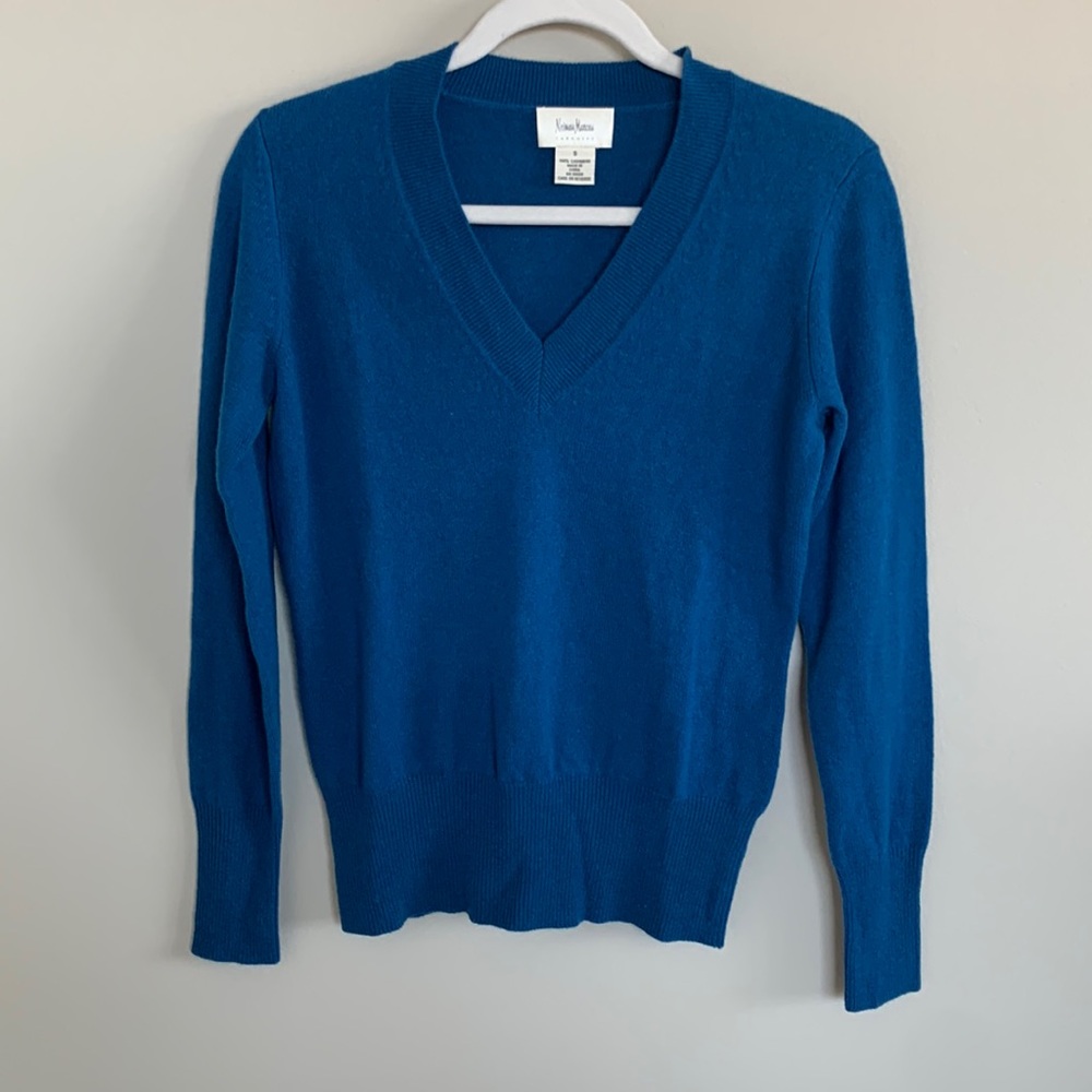 Neiman Marcus Cashmere Sweater